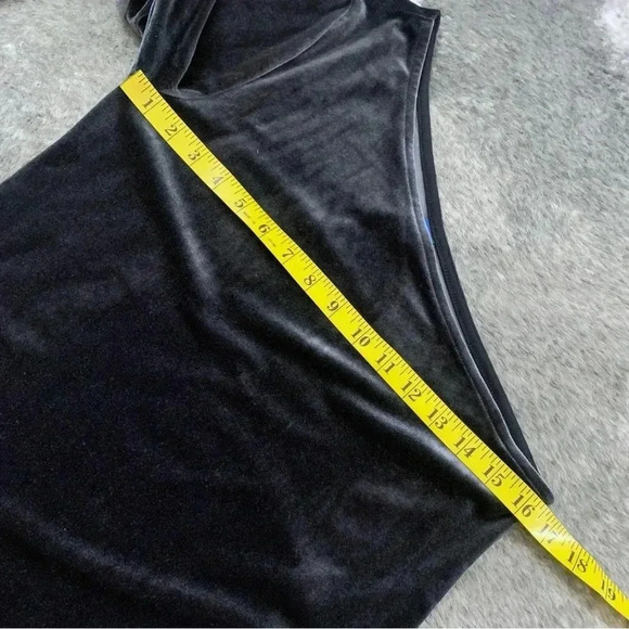 NWT Old Navy Velvet One Shoulder Top - Picture 11 of 11